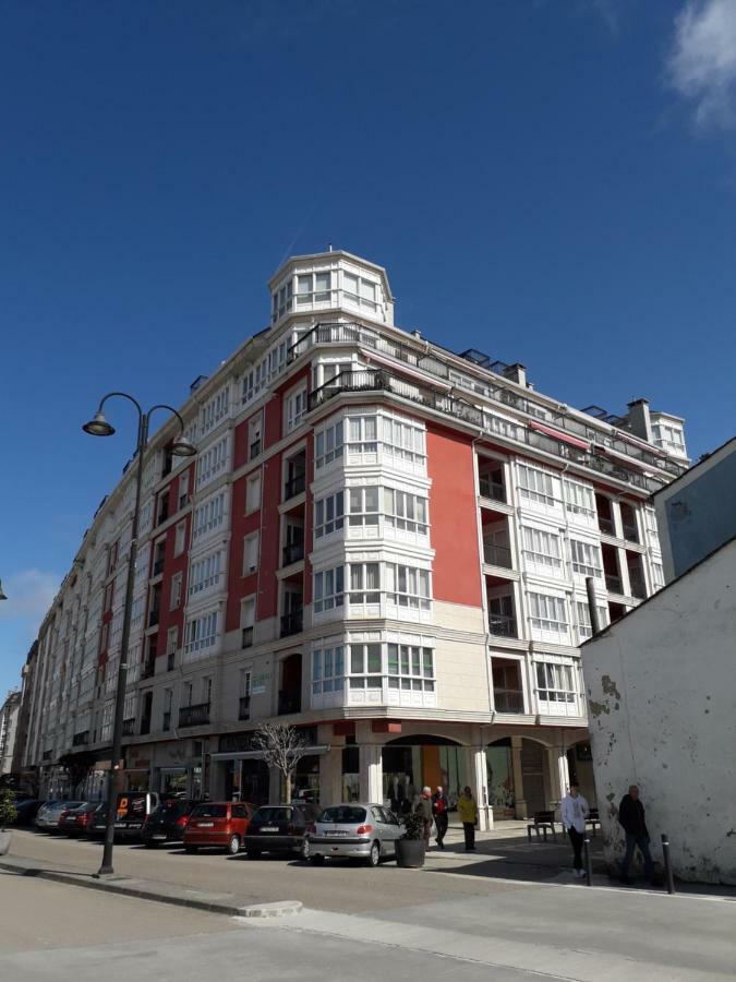 Atico Centrico Con Piscina Comunitaria Apartment Ribadeo Exterior photo